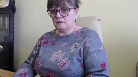 CarolineDream  online show from 02/12/25, 12:12