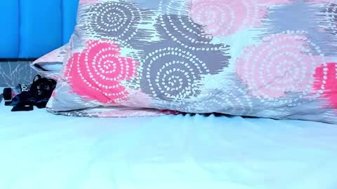 CarolineeGarcia online show from 01/10/25, 10:06