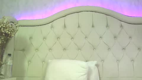 Snapshot of carolinesampaio chatting on 11/15/25, 11:18 carolinesampaio online show from 11/15/25, 11:18