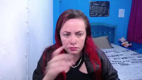 Carolinhe  online show from 02/19/26, 08:32