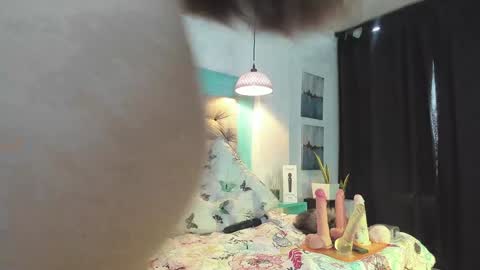 caro online show from 12/05/24, 01:49