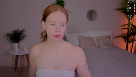 Caro online show from 10/11/25, 02:48