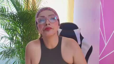 Snapshot of carolmiss_79 chatting on 06/01/26, 03:14 CAROL online show from 06/01/26, 03:14