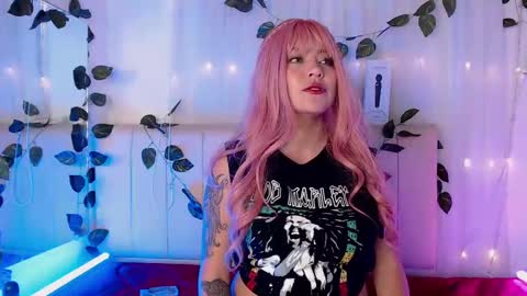    online show from 01/30/25, 03:08