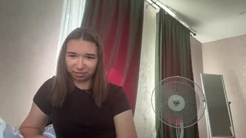 Snapshot of caroylncastellaw chatting on 07/28/26, 10:10 Sara online show from 07/28/26, 10:10