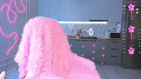 Yummi online show from 02/13/25, 08:03