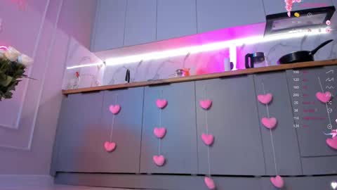 Snapshot of carpe_diemmm chatting on 03/09/26, 10:14 Yummi online show from 03/09/26, 10:14