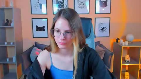 carrie_roses online show from 10/23/25, 02:22