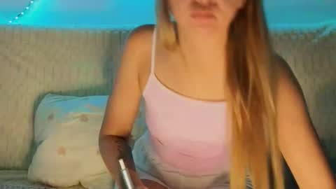 carriebradshawww online show from 09/20/25, 01:34