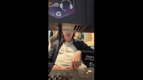 Snapshot of carter10101000 chatting on 11/10/25, 05:06 carter10101000 online show from 11/10/25, 05:06