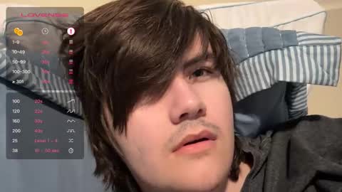 Snapshot of carter10101000 chatting on 12/15/25, 08:51 carter10101000 online show from 12/15/25, 08:51