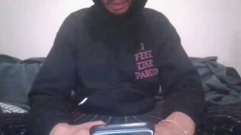 Snapshot of carvelj chatting on 05/17/26, 11:39 carvelj online show from 05/17/26, 11:39