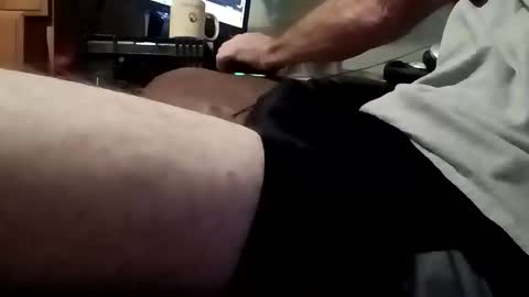 Snapshot of caryb chatting on 10/12/25, 01:32 caryb online show from 10/12/25, 01:32