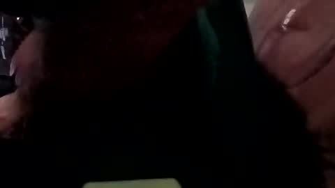 Snapshot of caryb chatting on 10/28/25, 05:04 caryb online show from 10/28/25, 05:04