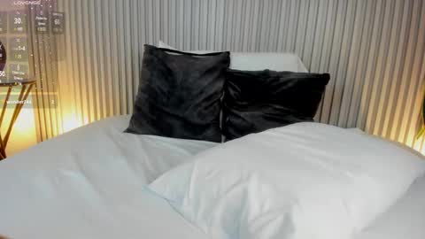 casandra_ballesteros online show from 01/04/25, 04:00