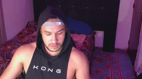 Snapshot of casas_oom chatting on 09/20/25, 05:19 online show from 09/20/25, 05:19