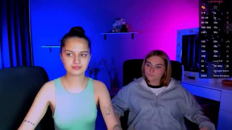 Snapshot of casey_meow_ chatting on 09/18/25, 12:51 casey_meow_ online show from 09/18/25, 12:51