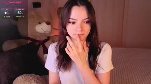 Snapshot of caseykissing chatting on 09/21/25, 03:35 caseykissing online show from 09/21/25, 03:35