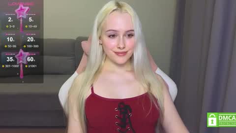 Snapshot of caseylabow chatting on 02/28/25, 03:15 My name is Casey... Nice to meet you  I will be happy to have funthumbs up please its important online show from 02/28/25, 03:15