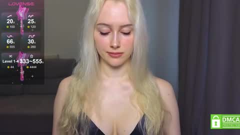 Snapshot of caseylabow chatting on 03/05/25, 02:46 My name is Casey... Nice to meet you  I will be happy to have funthumbs up please its important online show from 03/05/25, 02:46