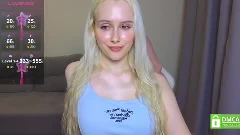 Snapshot of caseylabow chatting on 03/11/25, 02:29 My name is Casey... Nice to meet you  I will be happy to have funthumbs up please its important online show from 03/11/25, 02:29