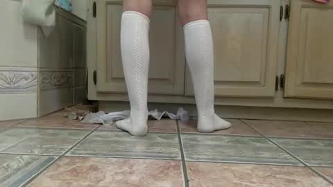 Snapshot of cash13bychanel chatting on 11/28/25, 06:54 cash13bychanel online show from 11/28/25, 06:54