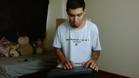 Snapshot of cash_master_san chatting on 11/09/25, 05:00 Cash Master San online show from 11/09/25, 05:00