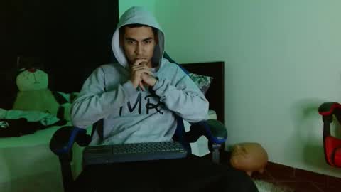 Snapshot of cash_master_san chatting on 11/29/25, 03:20 Cash Master San online show from 11/29/25, 03:20