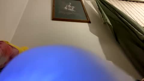 Snapshot of cashcoupllle chatting on 10/16/25, 02:01 Cash Couple online show from 10/16/25, 02:01