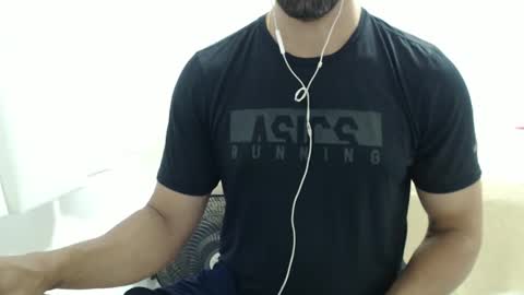 cashmastermuscle77 online show from 12/28/24, 02:21