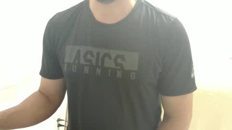 cashmastermuscle77 online show from 12/30/24, 10:32