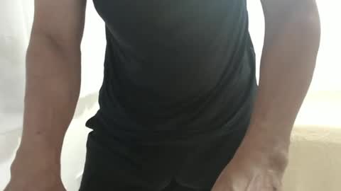 cashmastermuscle77 online show from 01/02/25, 12:13