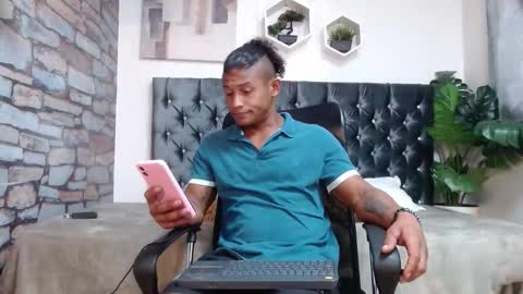 Snapshot of casike_978 chatting on 09/30/25, 07:02 Casike online show from 09/30/25, 07:02