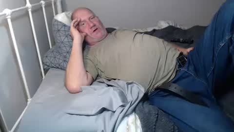 CasinoCam online show from 11/06/25, 08:04