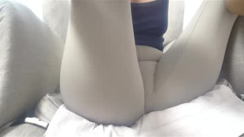 Snapshot of cassandra_joy chatting on 02/24/25, 02:15 Cassandra joy online show from 02/24/25, 02:15