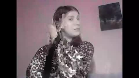 Lena online show from 10/21/25, 08:37