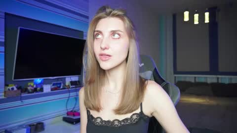 Seductress Cassia  FINDOM AND SADISM  NO NUDE online show from 09/18/25, 06:43