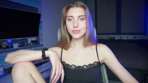 Seductress Cassia  FINDOM AND SADISM  NO NUDE online show from 10/03/25, 04:37