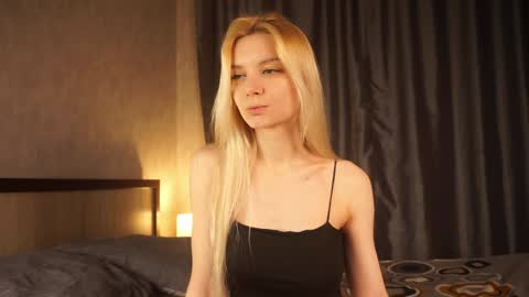 Cassie online show from 01/10/25, 03:29