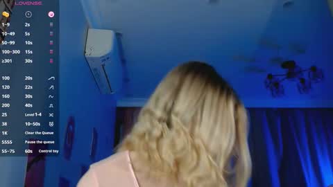 Cassy Hunter online show from 11/12/25, 04:35