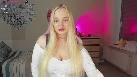 Cassie Rosss online show from 02/04/25, 12:08