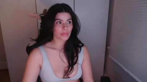 Snapshot of cassiealvarez chatting on 07/07/26, 01:52 cassiealvarez online show from 07/07/26, 01:52