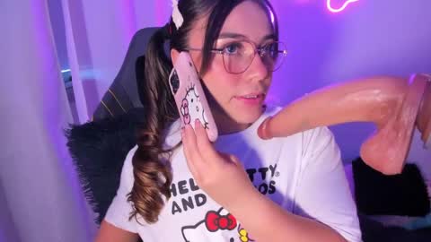 Snapshot of cassiebigass_ chatting on 05/13/26, 09:22 Bela igzaii9r online show from 05/13/26, 09:22