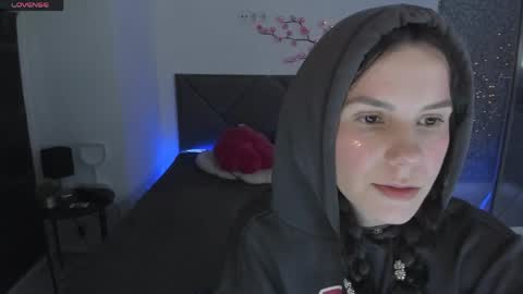 Snapshot of cassieevanss chatting on 04/04/26, 05:16 Cassie online show from 04/04/26, 05:16