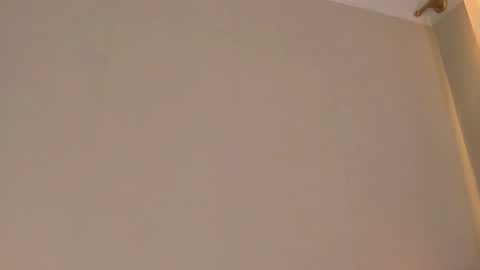 Snapshot of cassisland chatting on 09/16/25, 06:09 cassandra online show from 09/16/25, 06:09