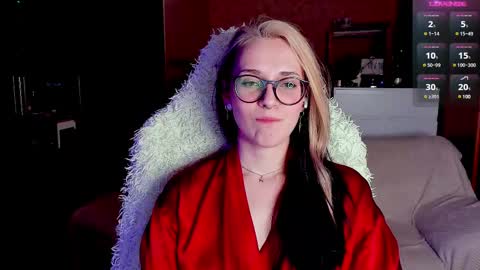 Ellie online show from 03/06/25, 09:42