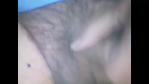 Snapshot of castells chatting on 01/17/26, 09:03 castells online show from 01/17/26, 09:03