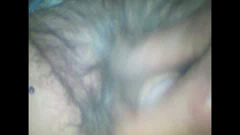 Snapshot of castells chatting on 03/19/26, 06:12 castells online show from 03/19/26, 06:12