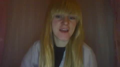 Snapshot of cat_2019 chatting on 02/22/25, 11:46 cat_2019 online show from 02/22/25, 11:46