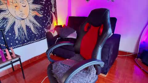 Karol  online show from 06/17/26, 10:10
